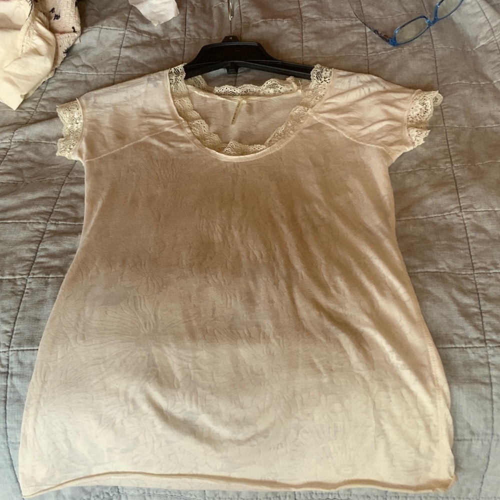 Elegant Cream Lace Trim Women's sheer short sleeve Top
